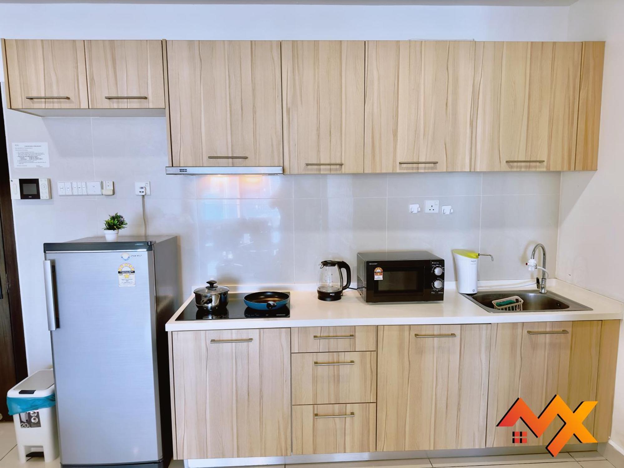 Ksl Mall 6-20pax Private Lift-netflix-smarttv 70inch Apartment *
