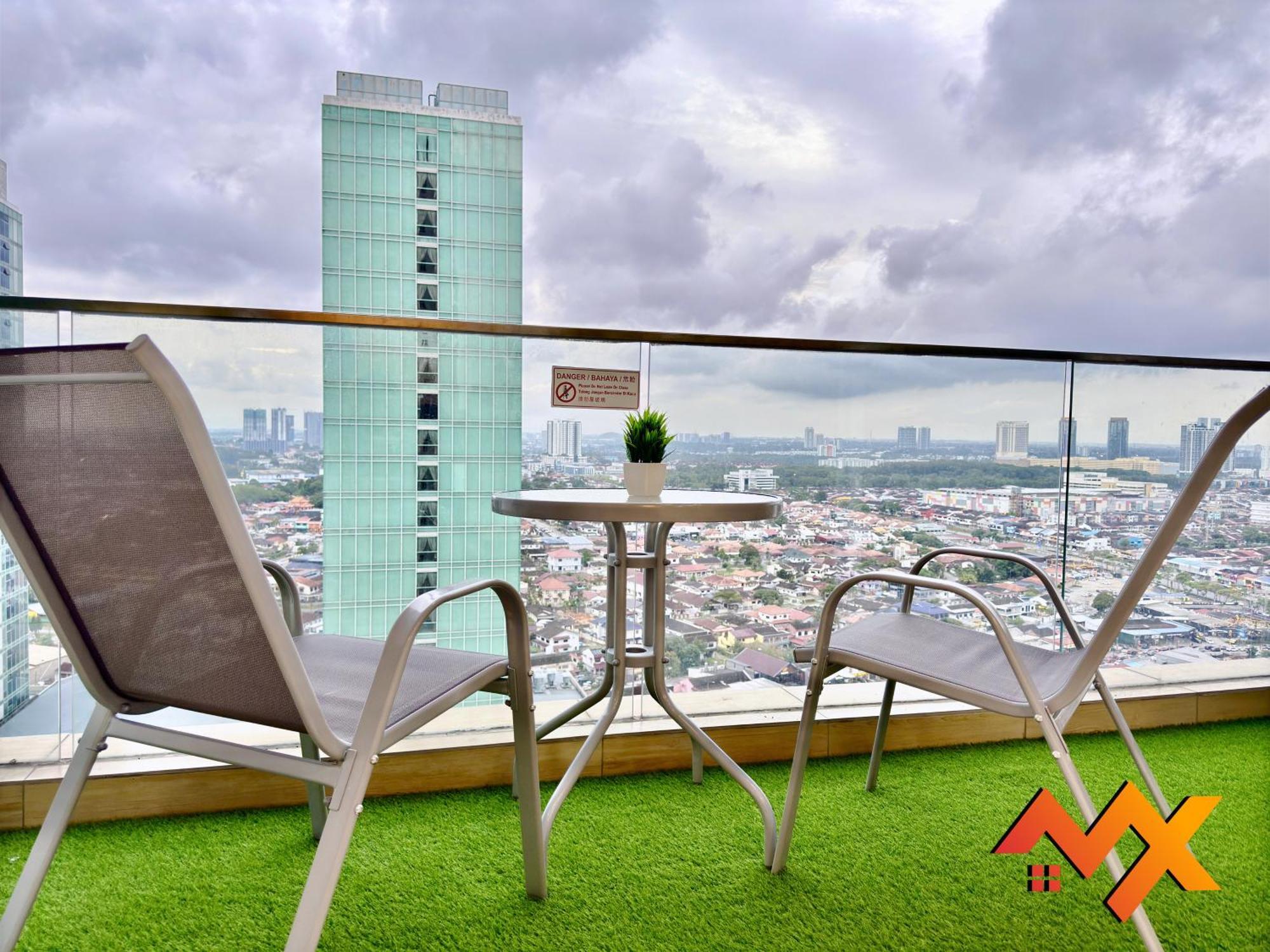 Ksl Mall 6-20pax Private Lift-netflix-smarttv 70inch Apartment *