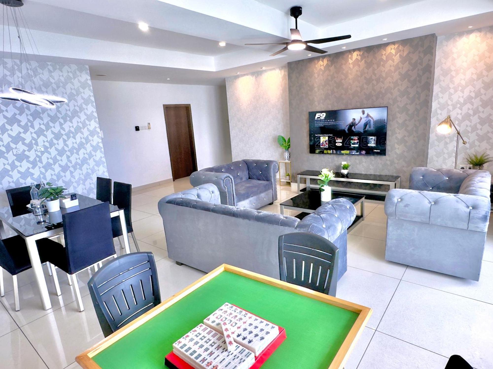 Apartment Ksl Mall 6-20pax Private Lift-netflix-smarttv 70inch Johor Bahru
